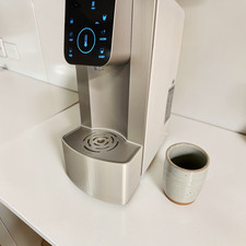 Aqua Global Wasserbar